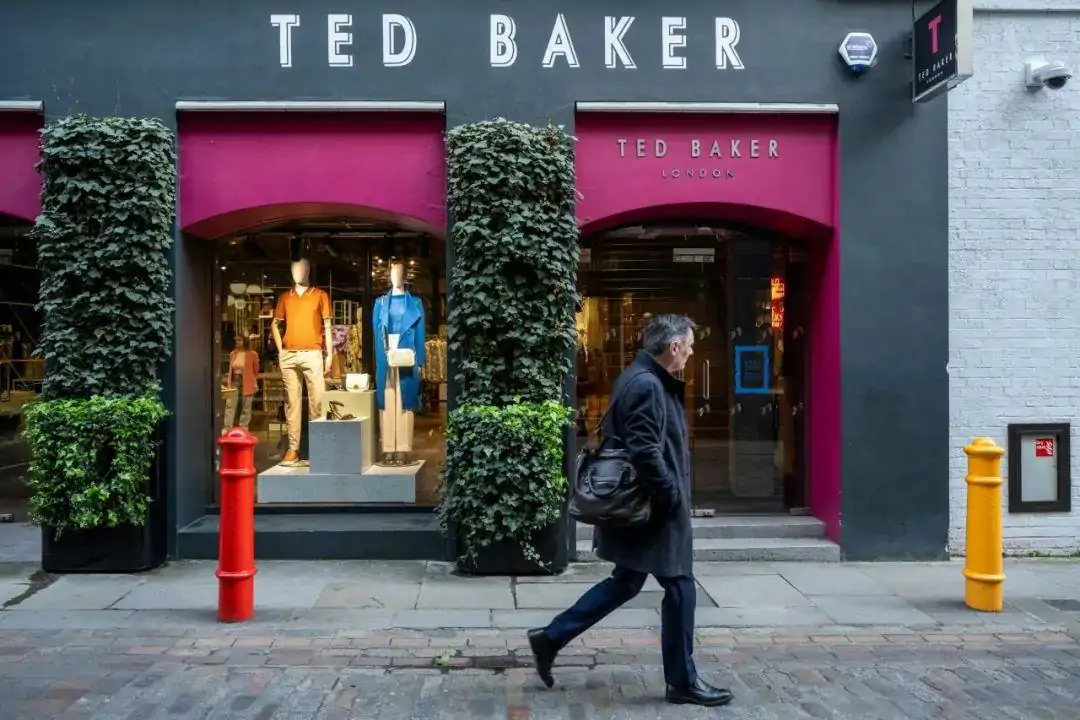 ׶ķˮƵ곬бͣѧϣ˼޻չ23죡Ted BakerӢŵ꽫ȫر